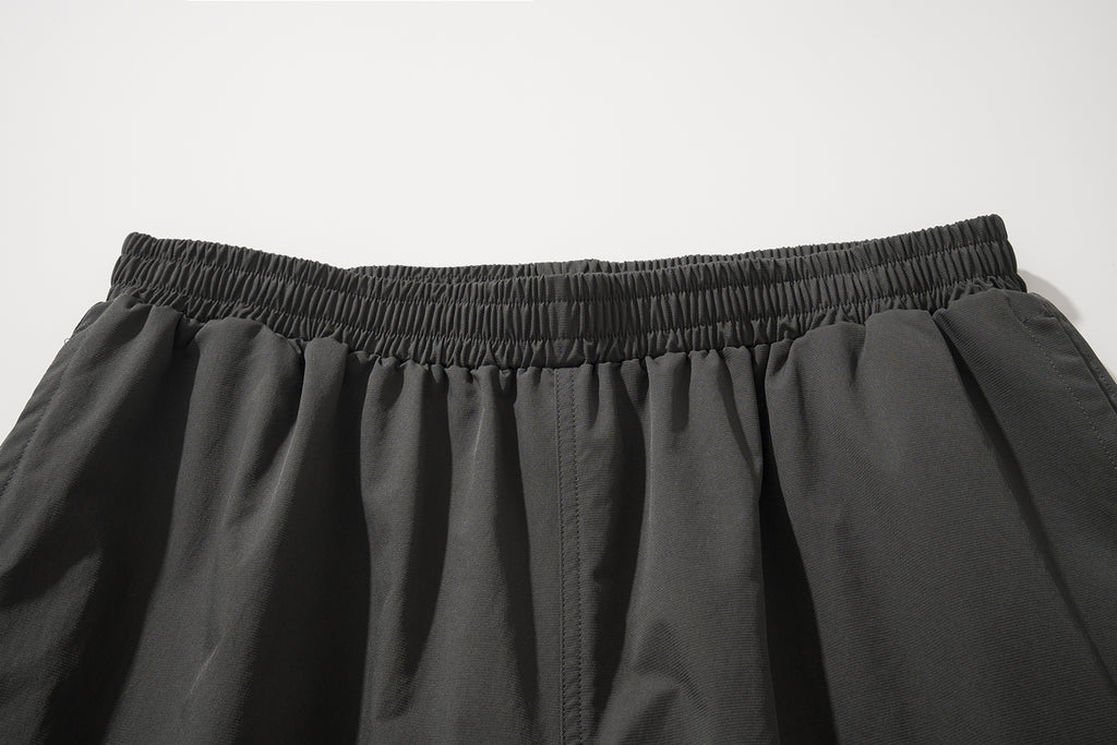 JIRI SHORTS / BLACK