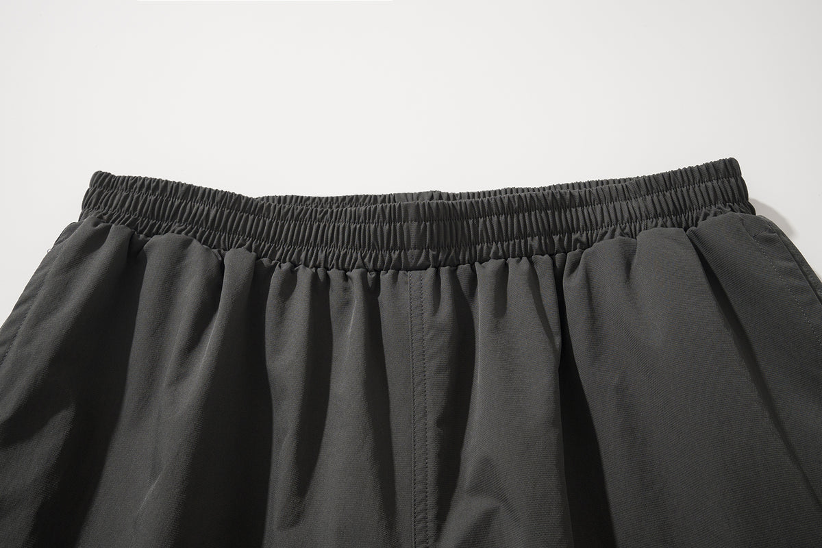 JIRI SHORTS / BLACK