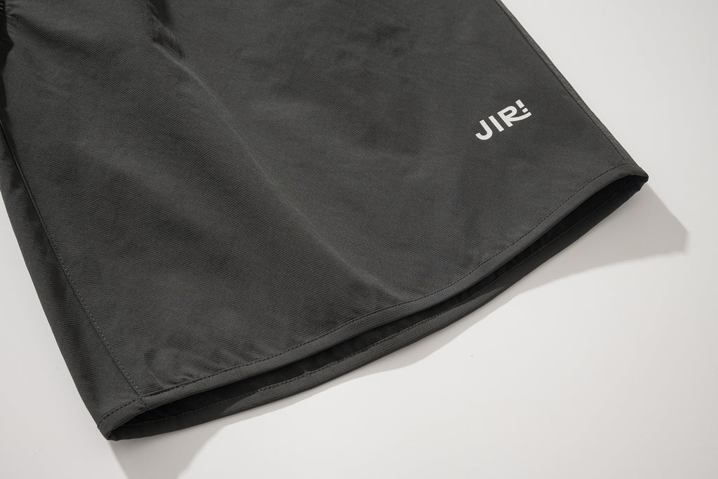 JIRI SHORTS / BLACK