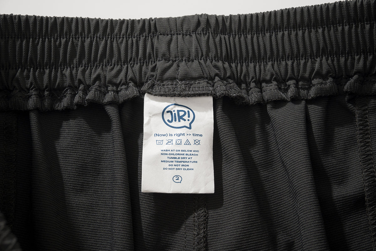 JIRI SHORTS / BLACK