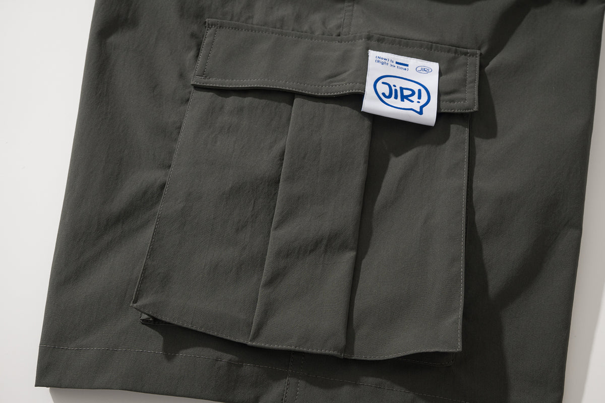 JIRI BASIC CARGO SHORTS / BLACK
