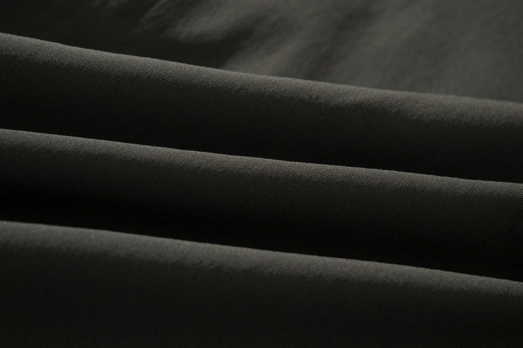 JIRI BASIC CARGO SHORTS / BLACK